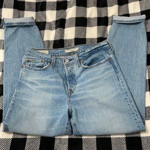 🛼Levi’s Wedgie jeans🛼